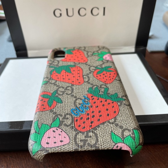 strawberry gucci phone case